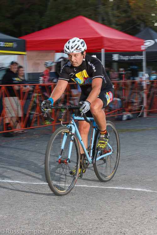 Many more of this race at http://www.russcam.com/cycling