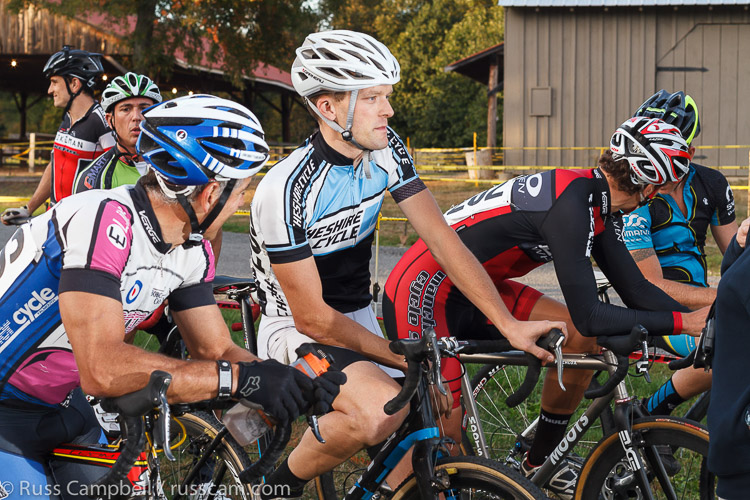 Many more of this race at http://www.russcam.com/cycling