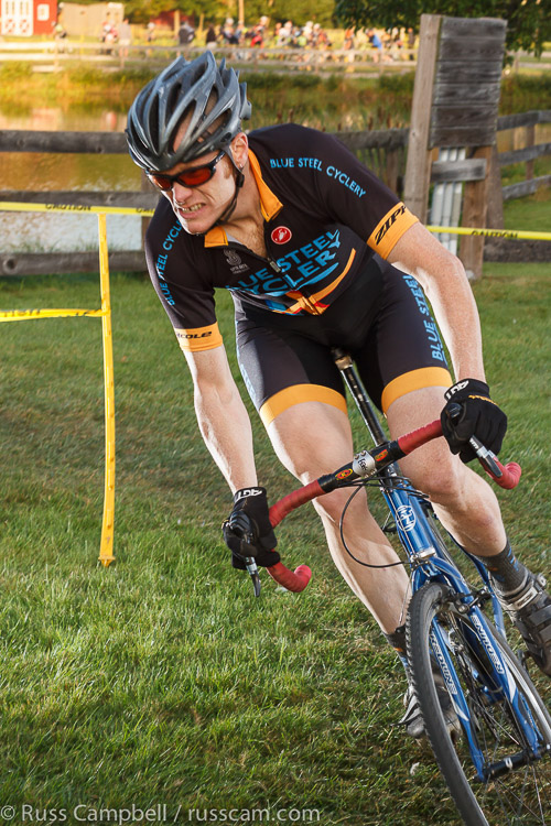 Many more of this race at http://www.russcam.com/cycling