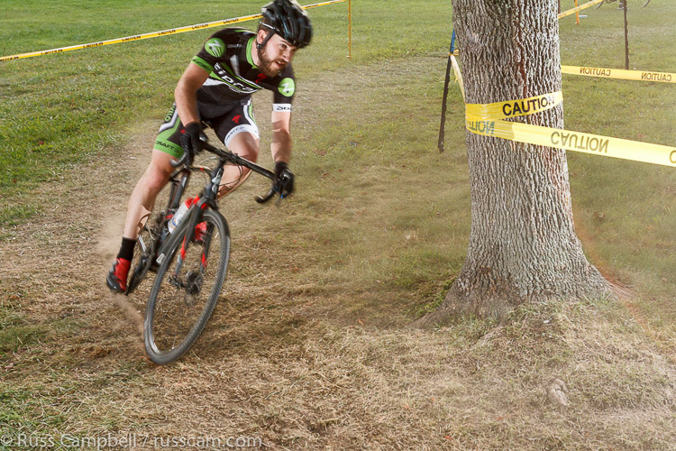 Many more of this race at http://www.russcam.com/cycling