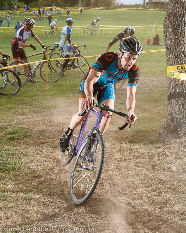 Many more of this race at http://www.russcam.com/cycling