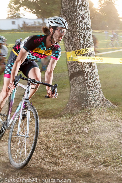 Many more of this race at http://www.russcam.com/cycling
