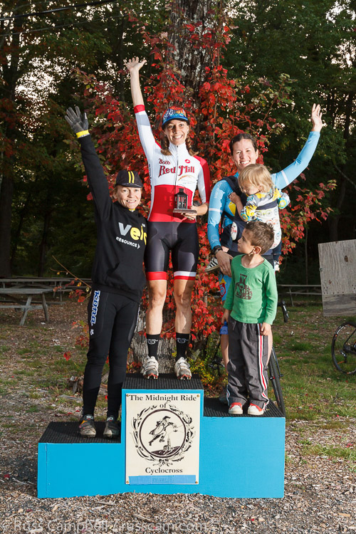 Many more of this race at http://www.russcam.com/cycling