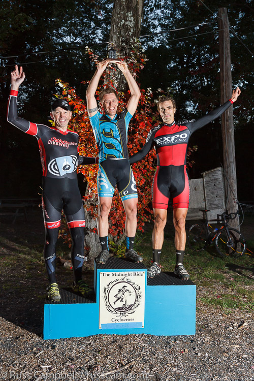 Many more of this race at http://www.russcam.com/cycling